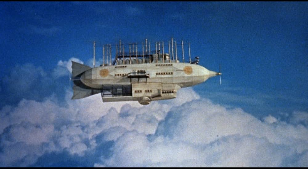 「空飛ぶ戦闘艦」の画像