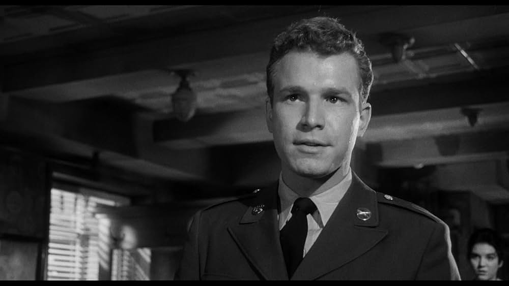 拳銃の報酬の画像