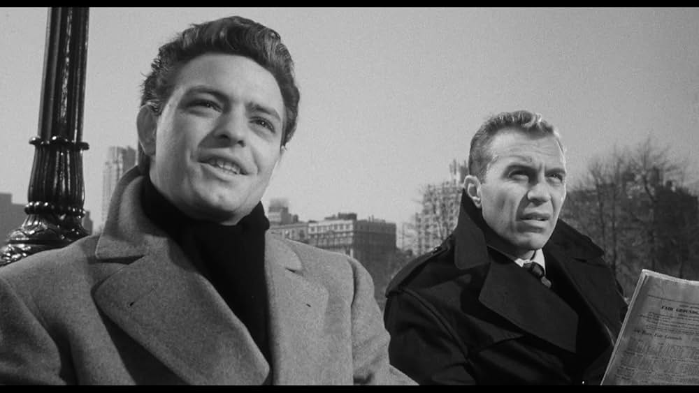 拳銃の報酬の画像