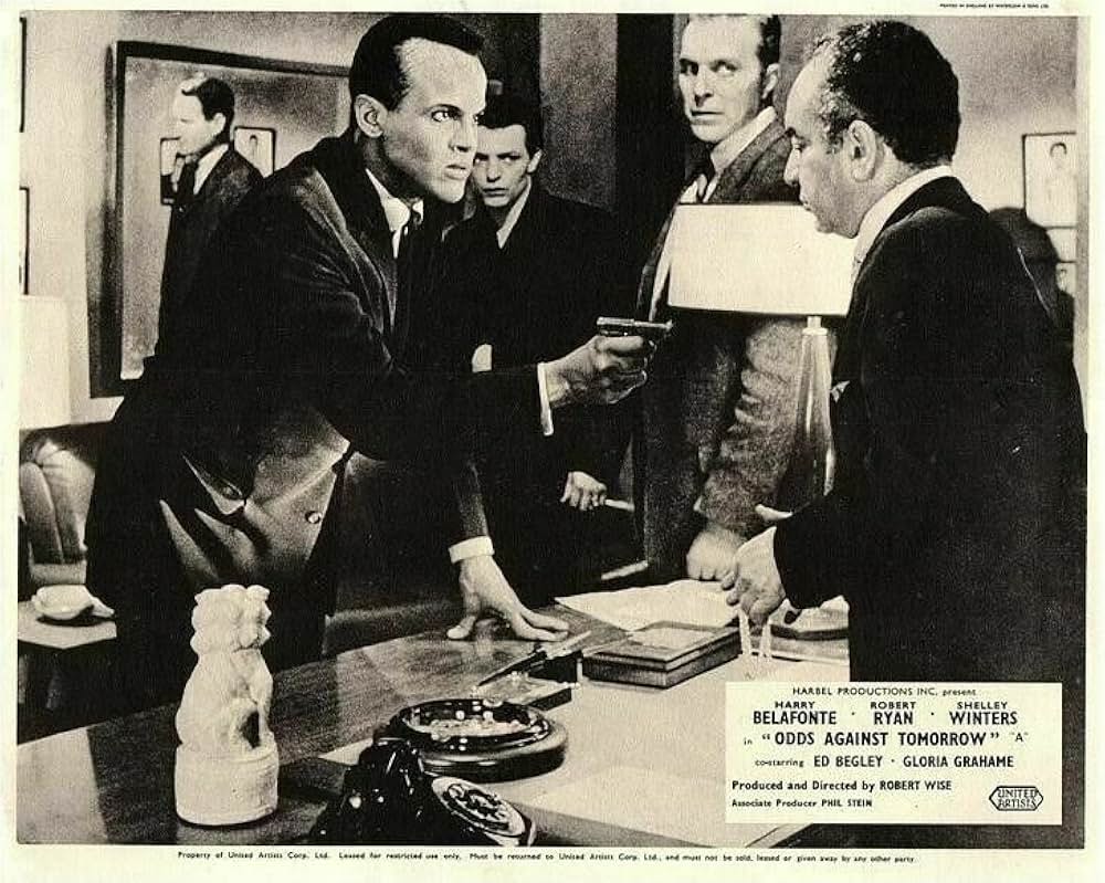 拳銃の報酬の画像