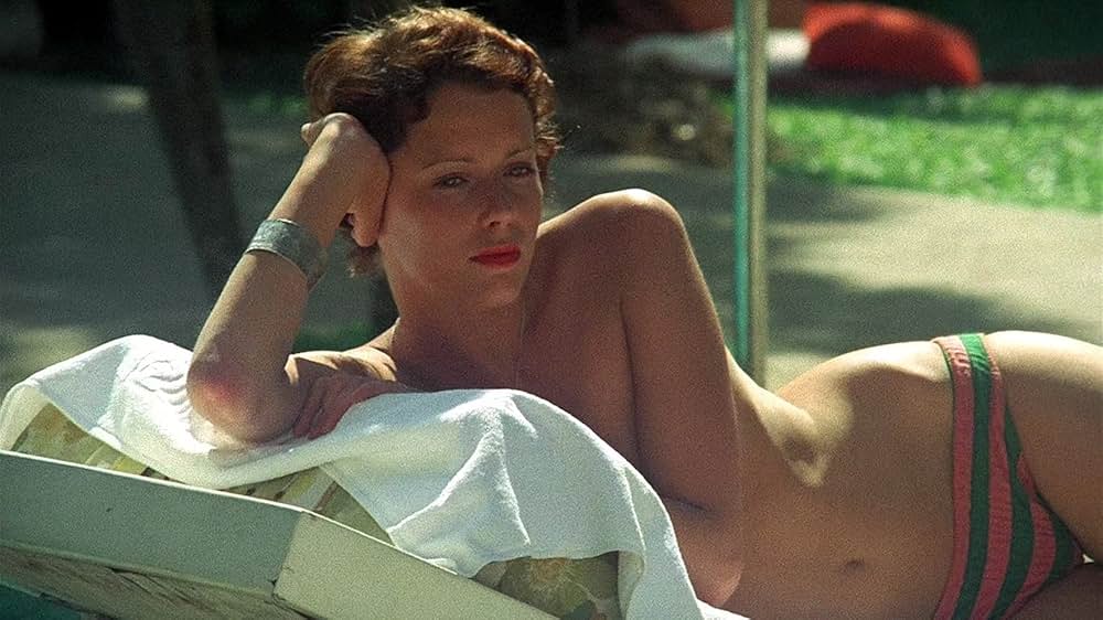 エマニエル夫人の画像