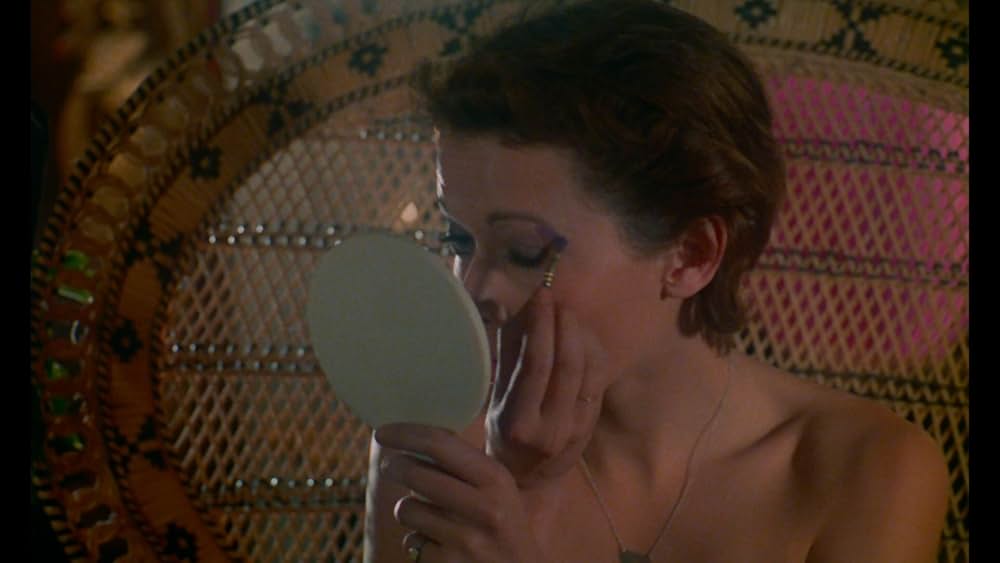 エマニエル夫人の画像