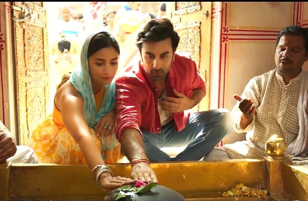 「ブラフマーストラ」アーリアー・バット & ランビール・カプールの画像