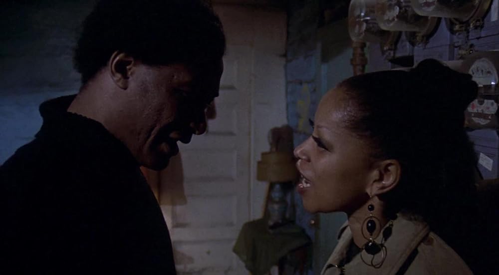 110番街交差点の画像