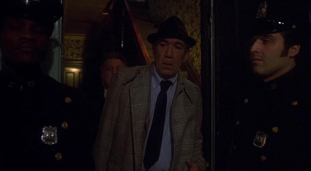 110番街交差点の画像