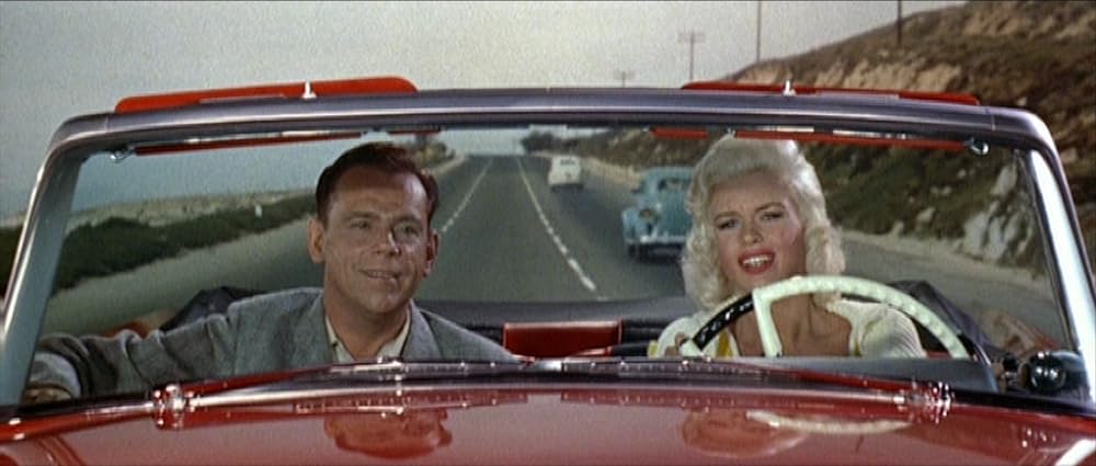 女はそれを我慢できないの画像