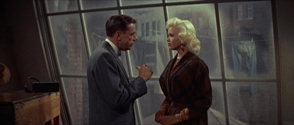 女はそれを我慢できないの画像