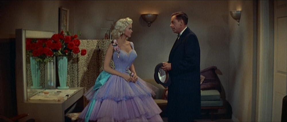 女はそれを我慢できないの画像