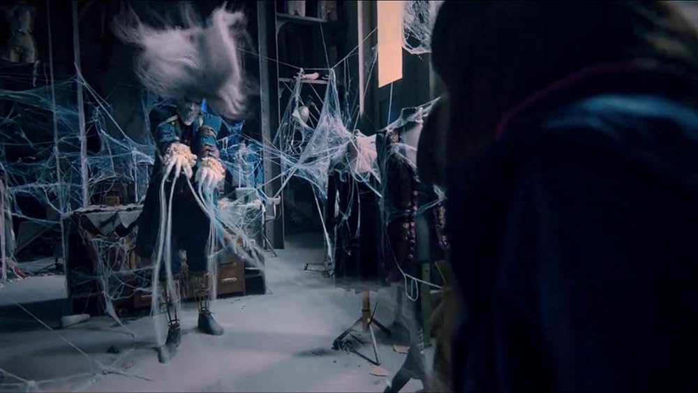 ルーカスと魔法の青いドアの画像