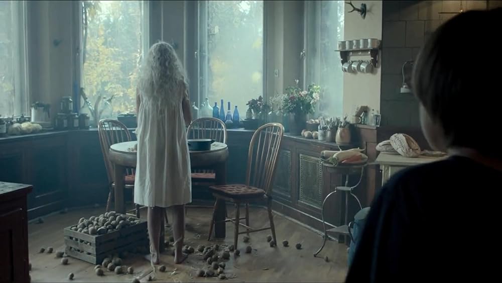 ルーカスと魔法の青いドアの画像