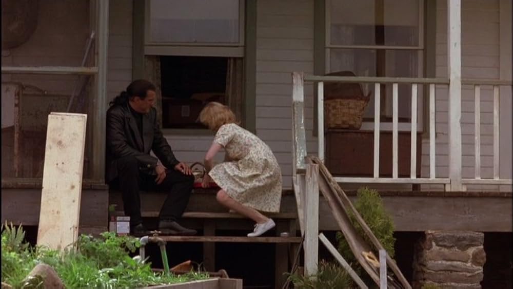 「沈黙の断崖」スティーブン・セガール & マージ・ヘルゲンバーガーの画像