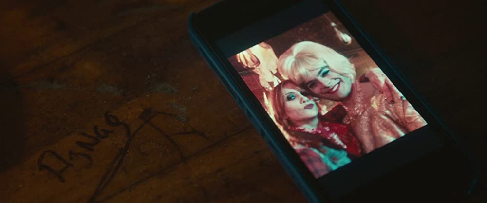 「スケルトン・ツインズ 幸せな人生のはじめ方」ビル・ヘイダー & クリステン・ウィグの画像