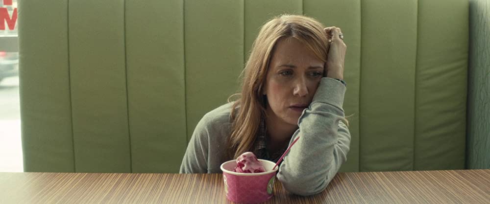 「スケルトン・ツインズ 幸せな人生のはじめ方」クリステン・ウィグの画像