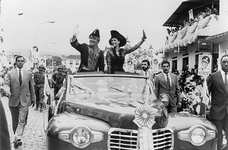 「パラドールにかかる月」リチャード・ドレイファス & Sônia Bragaの画像