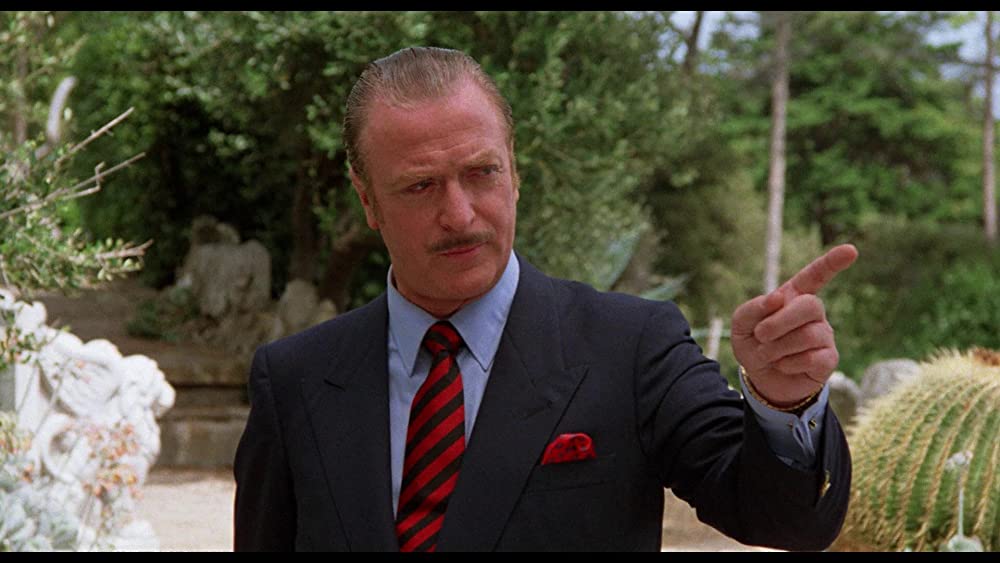 「ペテン師とサギ師 だまされてリビエラ」マイケル・ケインの画像