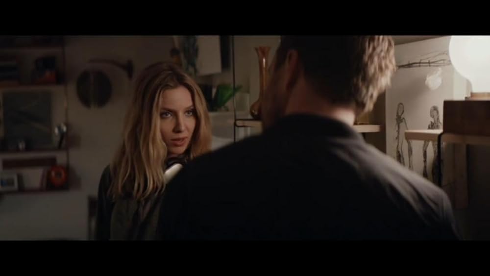 「ファインド・ミー」アーロン・ポール & アナベル・ウォーリスの画像