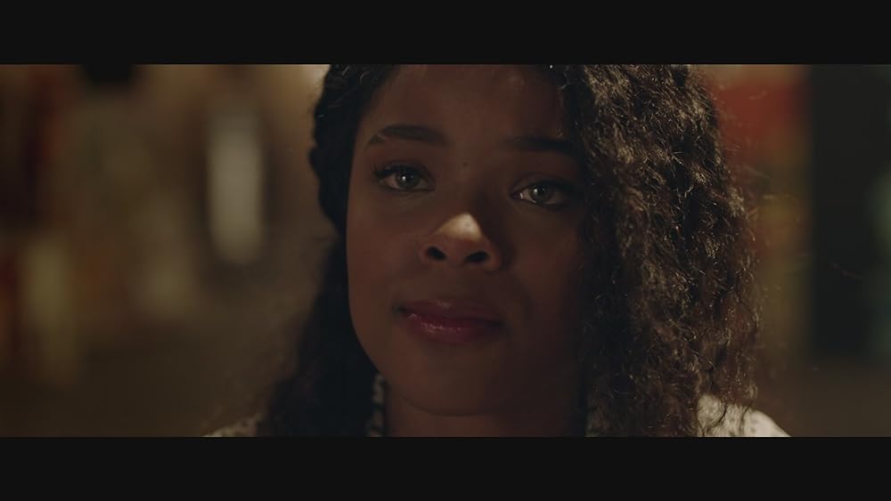 「ファミリー・ブラッド」Ajiona Alexusの画像