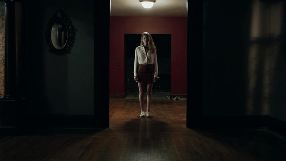 ガール・オン・ザ・サード・フロアの画像