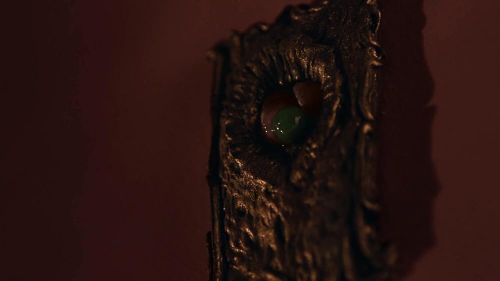 ガール・オン・ザ・サード・フロアの画像