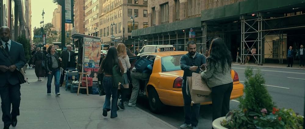 マダム・ウェブの画像