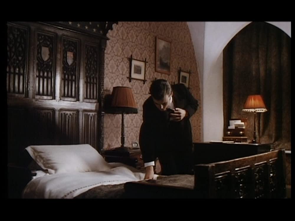 「ハンドフル・オブ・ダスト」ルパート・グレイブスの画像