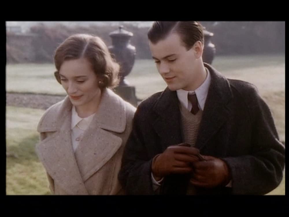 「ハンドフル・オブ・ダスト」クリスティン・スコット・トーマス & ルパート・グレイブスの画像