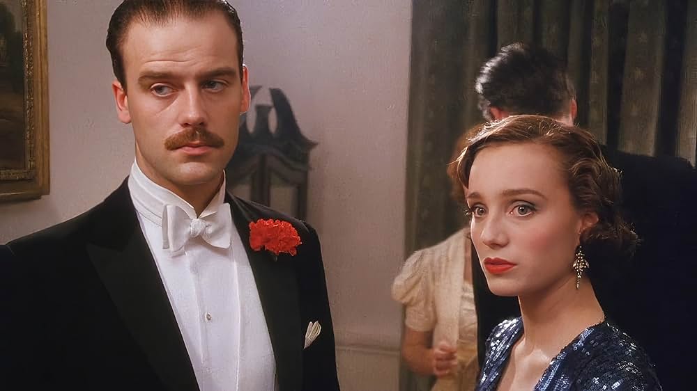 ハンドフル・オブ・ダストの画像