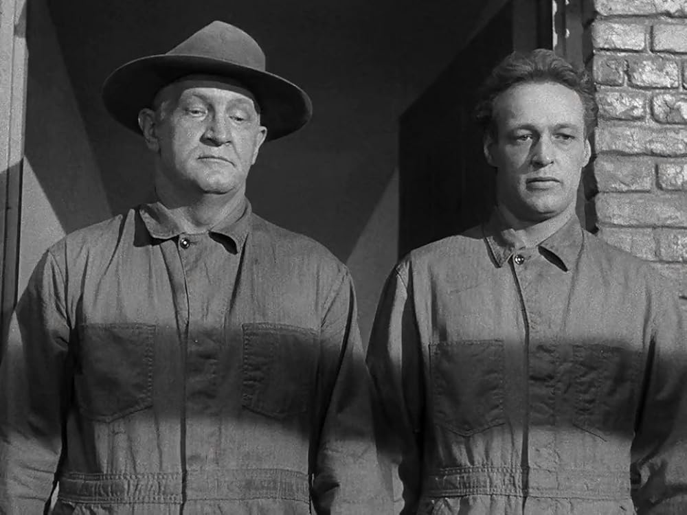 「それは外宇宙からやってきた」ラッセル・ジョンソン & Joe Sawyerの画像