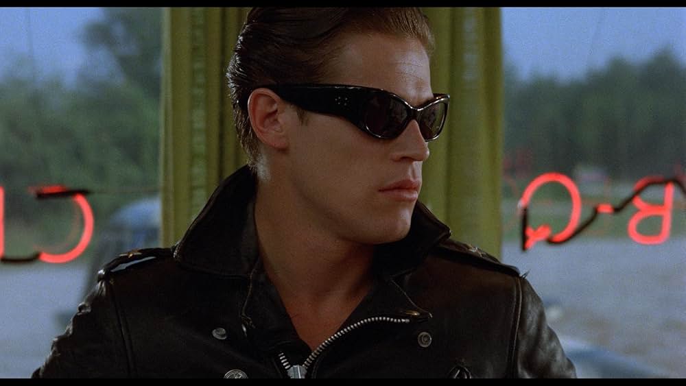 ラブレスの画像