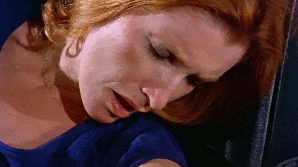 連続モデル大量殺人／惨殺の乳房の画像