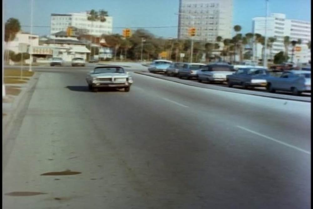 カラー・ミー・ブラッド・レッドの画像