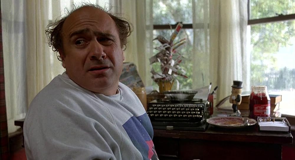 「鬼ママを殺せ」ダニー・デビートの画像