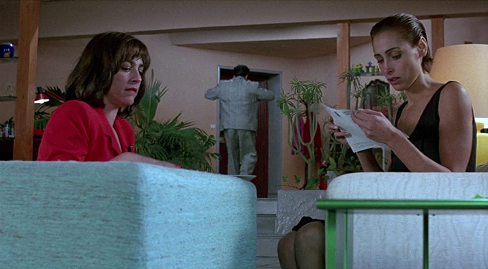 神経衰弱ぎりぎりの女たちの画像