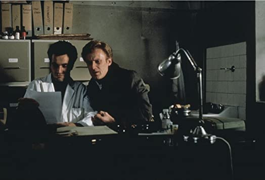 存在の耐えられない軽さの画像