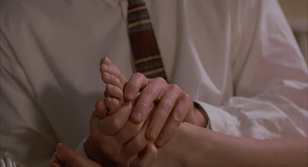 「愛されちゃって、マフィア」ミシェル・ファイファー & マシュー・モディーンの画像