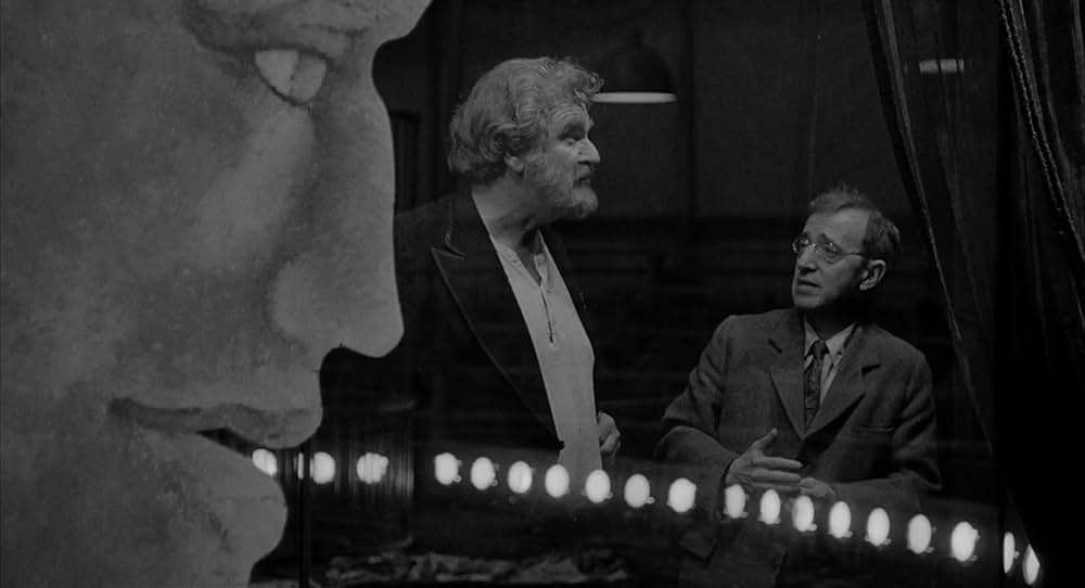 ウディ・アレンの影と霧の画像