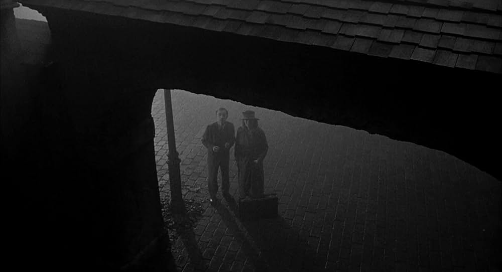 ウディ・アレンの影と霧の画像