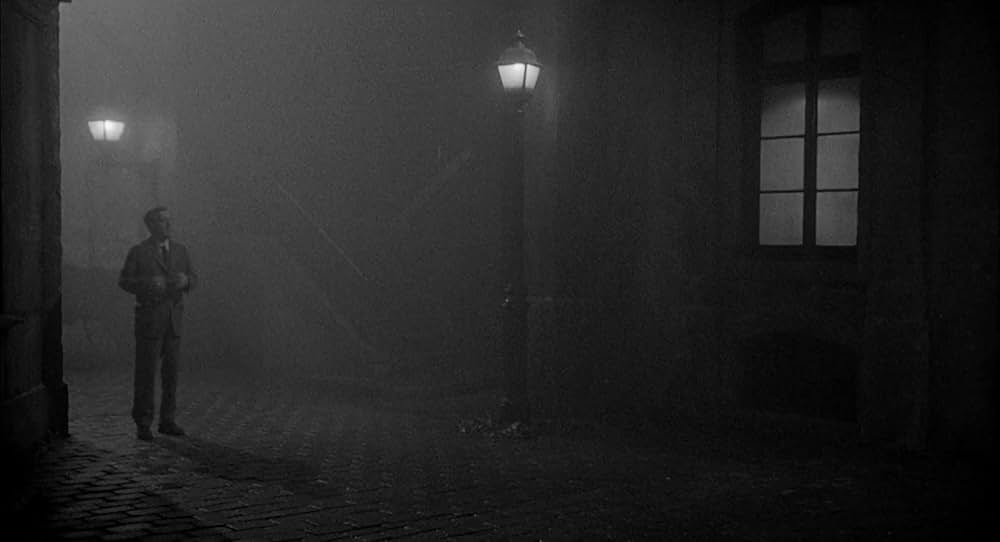 ウディ・アレンの影と霧の画像