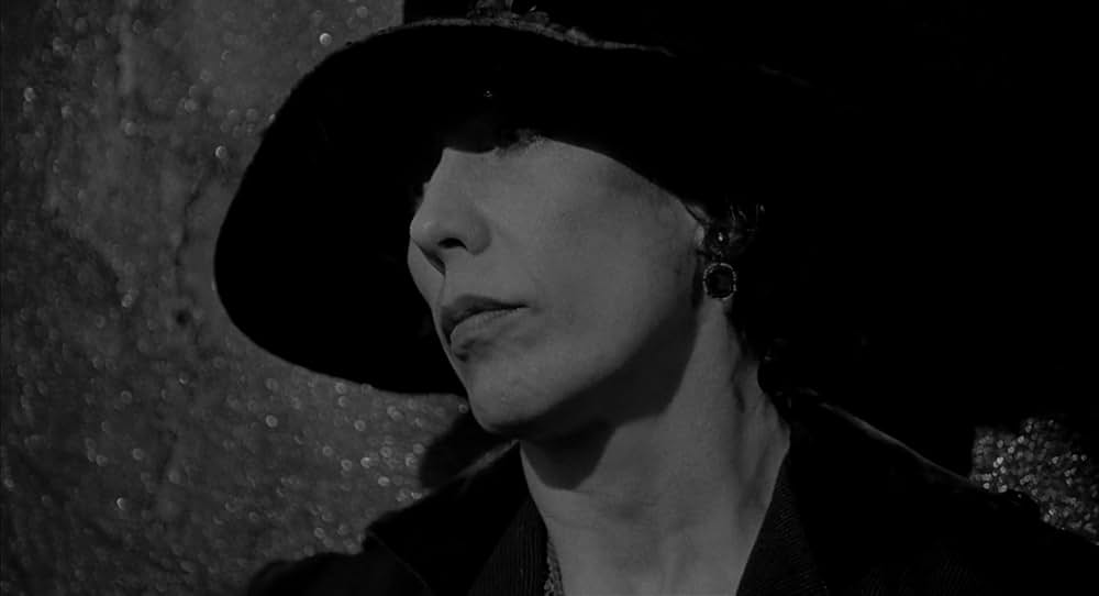 ウディ・アレンの影と霧の画像