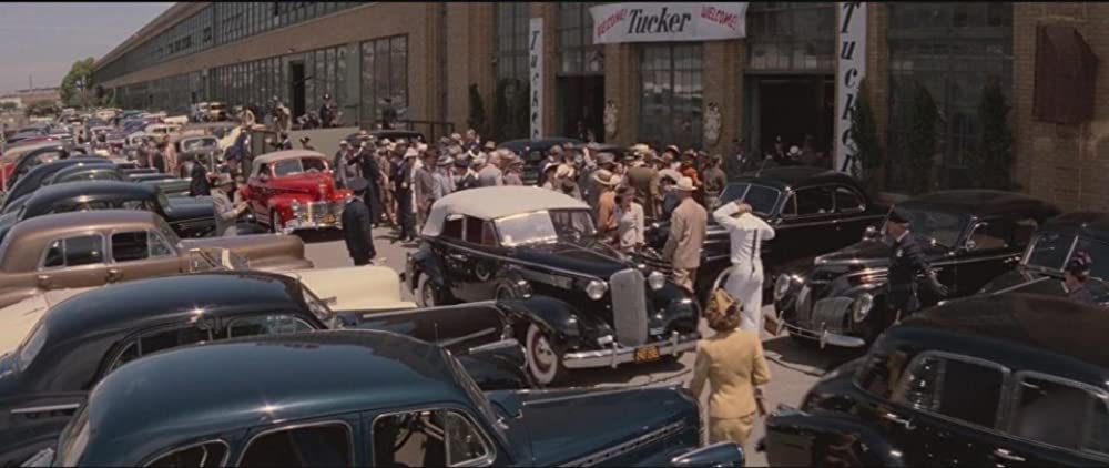 タッカーの画像