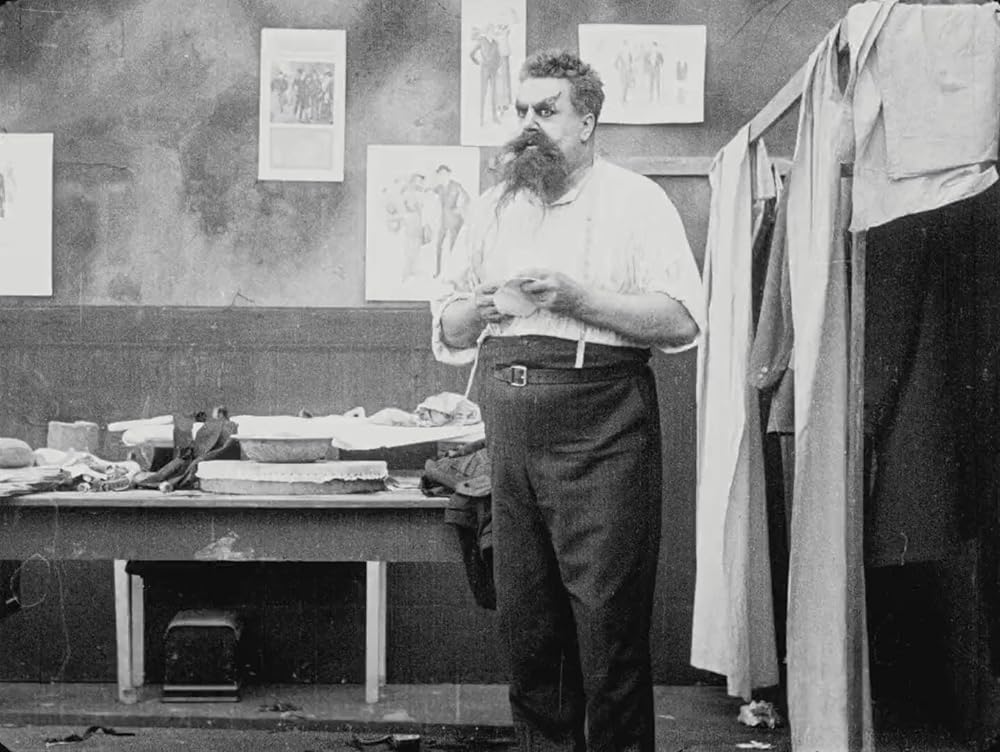 チャップリンの伯爵の画像