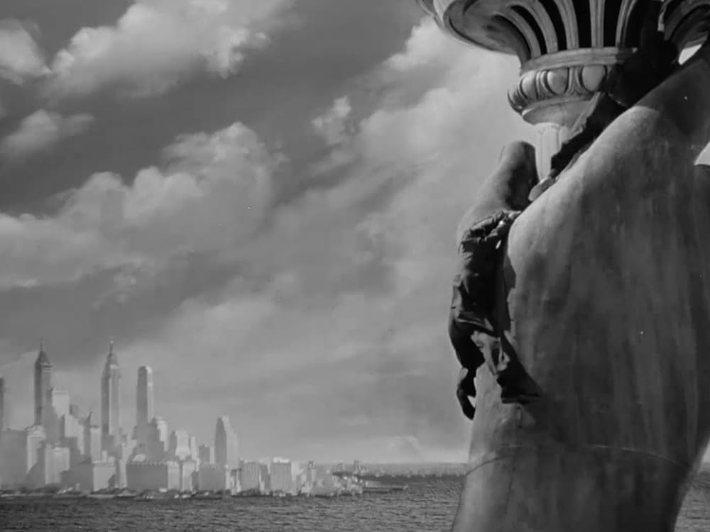 「逃走迷路」ロバート・カミングス & ノーマン・ロイドの画像