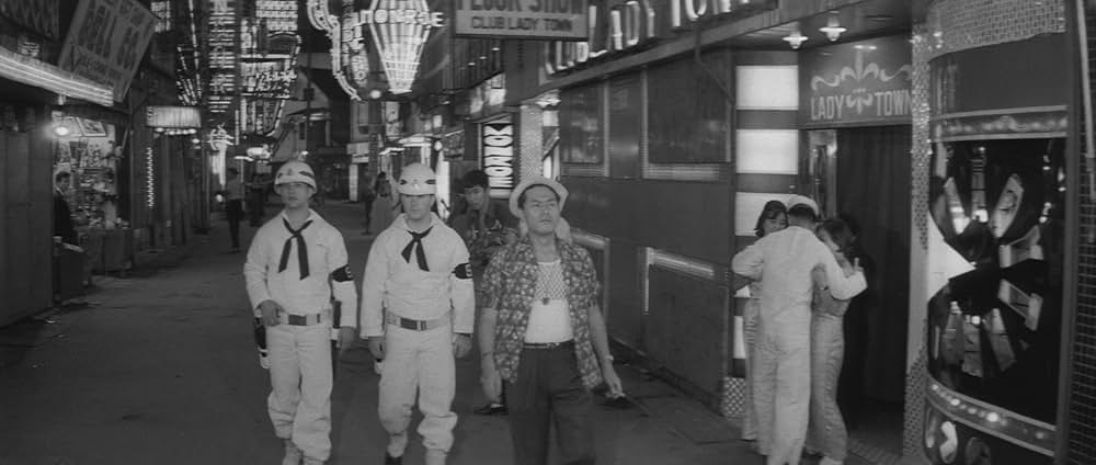 豚と軍艦の画像