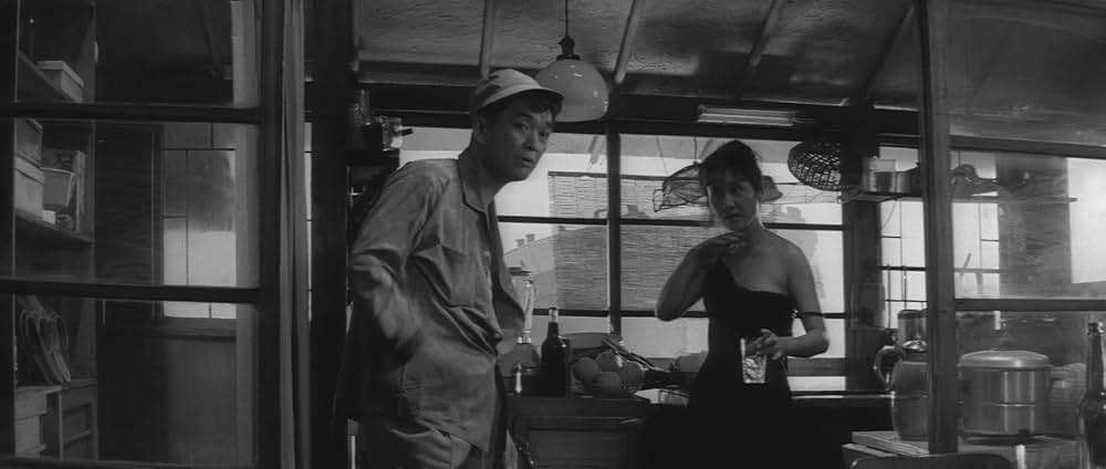 豚と軍艦の画像