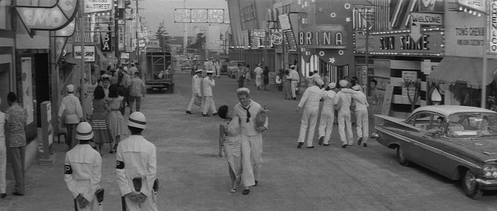 豚と軍艦の画像