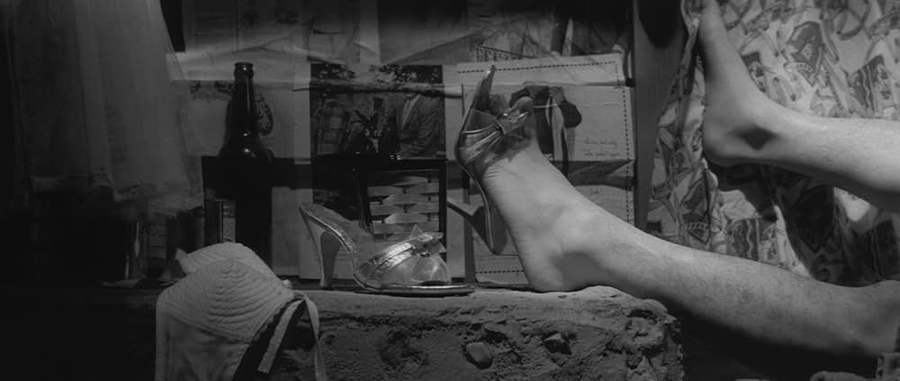 豚と軍艦の画像