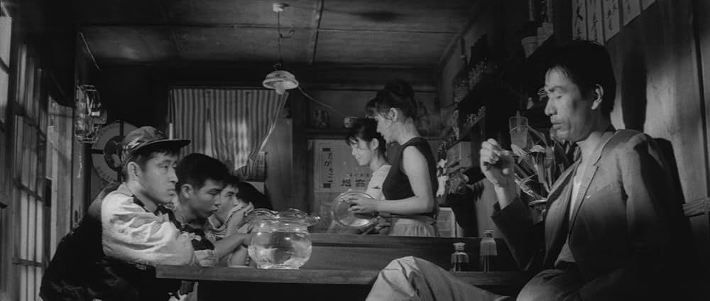 豚と軍艦の画像