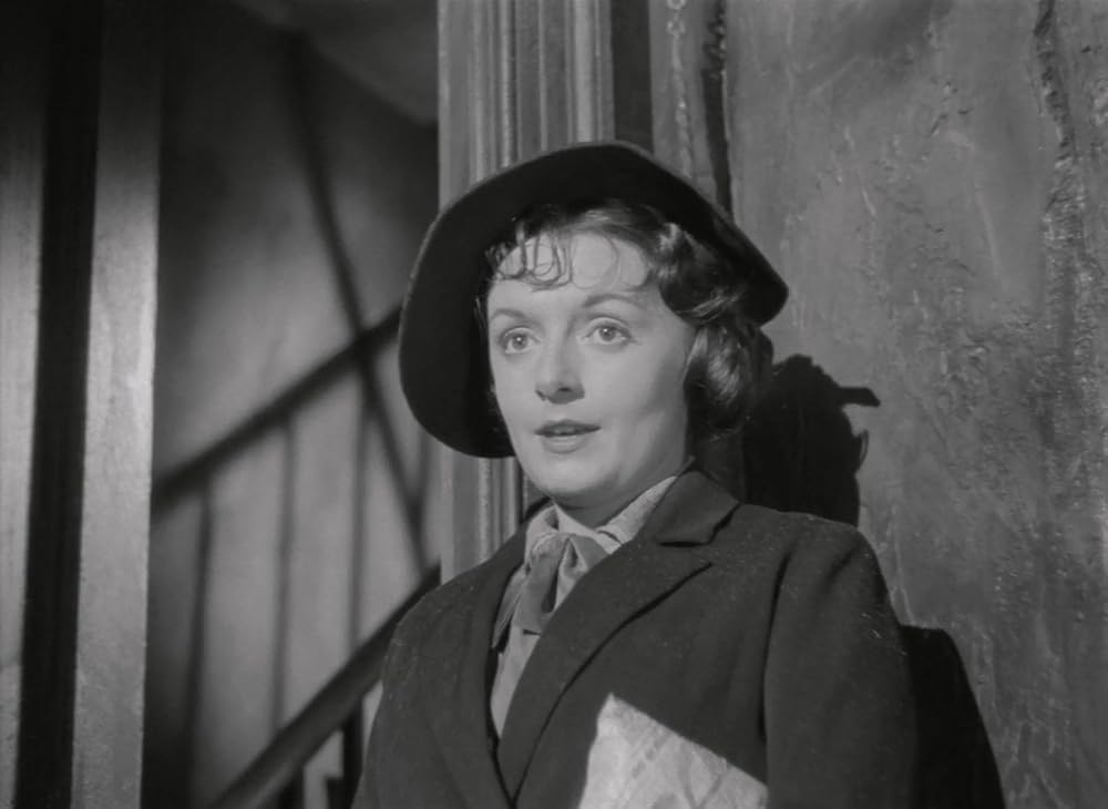 夜の来訪者の画像