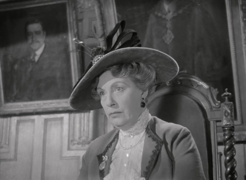 夜の来訪者の画像