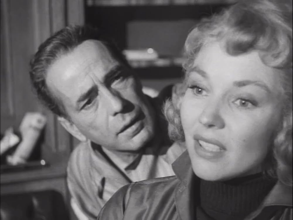 「悪魔をやっつけろ」ハンフリー・ボガート & ジェニファー・ジョーンズの画像